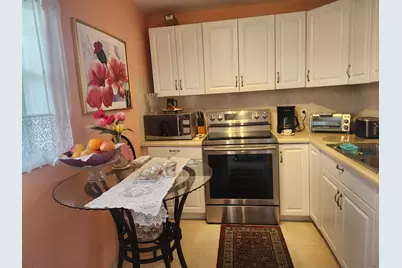 2400 NE 1st Lane #206, Boynton Beach, FL 33435 - Photo 12