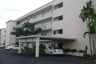 2400 NE 1st Ln, Boynton Beach, FL 33435 - Photo 1