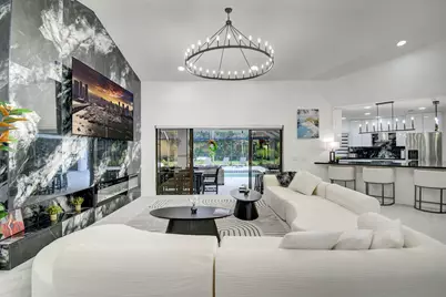 13302 Doubletree Circle, Wellington, FL 33414 - Photo 10