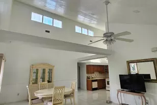 2607 SE Tropical East Circle E, Port Saint Lucie, FL 34952 - Photo 8