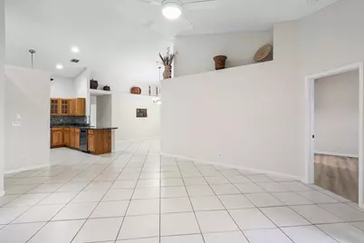 10679 Lake Shore Drive, Wellington, FL 33414 - Photo 4