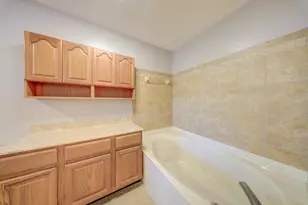 301 Knotty Wood Ln, Wellington, FL 33414 - Photo 26