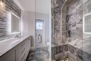 301 Knotty Wood Ln, Wellington, FL 33414 - Photo 16