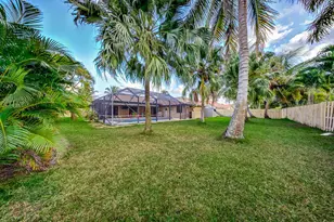 301 Knotty Wood Ln, Wellington, FL 33414 - Photo 34