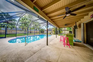 301 Knotty Wood Ln, Wellington, FL 33414 - Photo 30