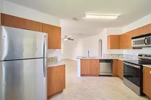 140 SW Peacock Blvd, Port Saint Lucie, FL 34986 - Photo 12