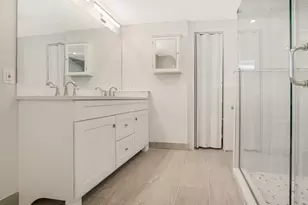 2649 Lake Dr, West Palm Beach, FL 33404 - Photo 28