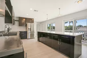 2649 Lake Dr, West Palm Beach, FL 33404 - Photo 20