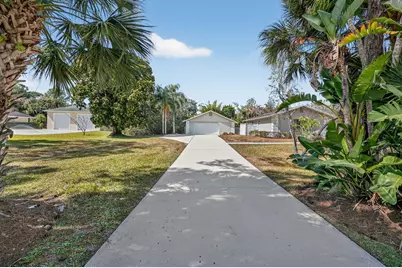 15315 78th Drive N, Palm Beach Gardens, FL 33418 - Photo 2