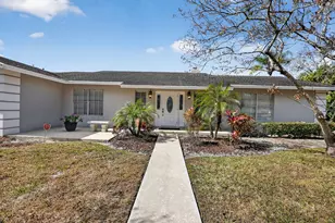 15315 78th Dr N, Palm Beach Gardens, FL 33418 - Photo 1