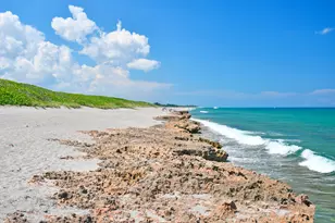 9025 SE Bridge Rd, Hobe Sound, FL 33455 - Photo 6