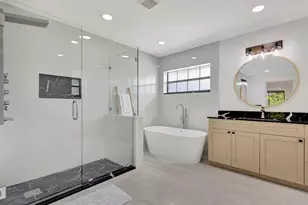 1915 New Haven Ave, Wellington, FL 33414 - Photo 16