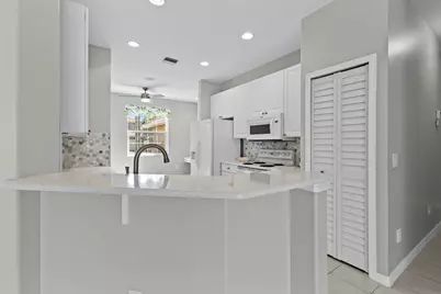 508 NW Waverly Circle, Port Saint Lucie, FL 34983 - Photo 14