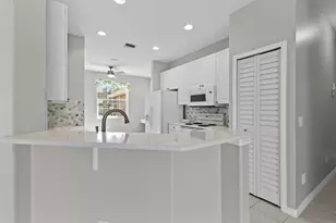 508 NW Waverly Circle, Port Saint Lucie, FL 34983 - Photo 14