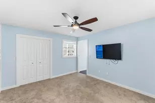 109 Wettaw Ln, North Palm Beach, FL 33408 - Photo 10