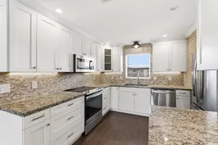 109 Wettaw Ln, North Palm Beach, FL 33408 - Photo 4