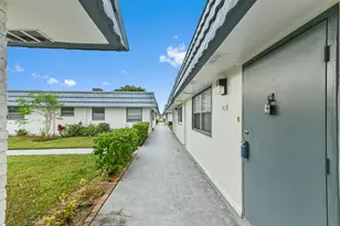 91 Waterford D, Delray Beach, FL 33446 - Photo 2