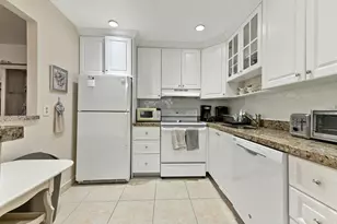 91 Waterford D, Delray Beach, FL 33446 - Photo 14