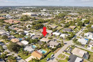 428 SE 2nd St, Deerfield Beach, FL 33441 - Photo 44