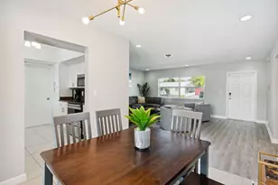 428 SE 2nd St, Deerfield Beach, FL 33441 - Photo 8