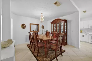 6737 Campanilla, Fort Pierce, FL 34951 - Photo 6