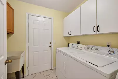 6737 Campanilla, Fort Pierce, FL 34951 - Photo 18