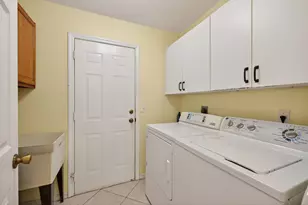 6737 Campanilla, Fort Pierce, FL 34951 - Photo 18