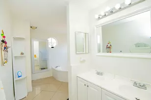 2962 SE Bella Rd, Port Saint Lucie, FL 34984 - Photo 18