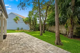 476 Goldenwood Way, Wellington, FL 33414 - Photo 34