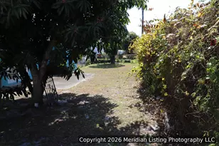 900 SE Lake St, Stuart, FL 34994 - Photo 6