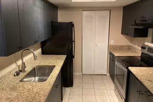 4167 N Haverhill Rd, West Palm Beach, FL 33417 - Photo 2