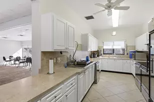 18081 SE Country Club Dr, Jupiter, FL 33469 - Photo 38