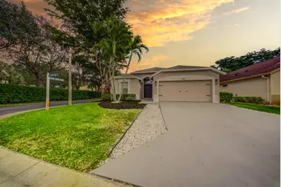 201 Trails End, Greenacres, FL 33413 - Photo 6