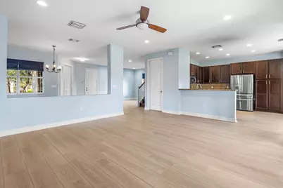 8316 Calabria Lakes Drive, Boynton Beach, FL 33473 - Photo 12