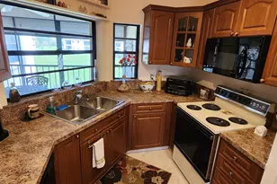 6043 Parkwalk Dr, Boynton Beach, FL 33472 - Photo 32