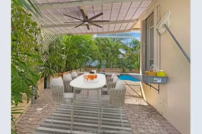 10293 Allamanda Boulevard, Palm Beach Gardens, FL 33410 - Photo 6