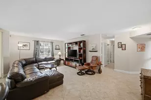 5187 Europa Dr, Boynton Beach, FL 33437 - Photo 8