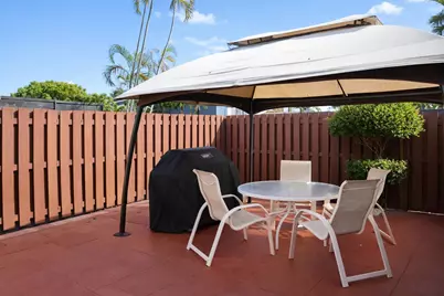 4581 Holly Lake Drive, Lake Worth, FL 33463 - Photo 38