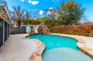 677 NW Marion Ave, Port Saint Lucie, FL 34983 - Photo 6