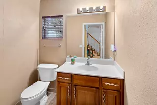 677 NW Marion Ave, Port Saint Lucie, FL 34983 - Photo 18