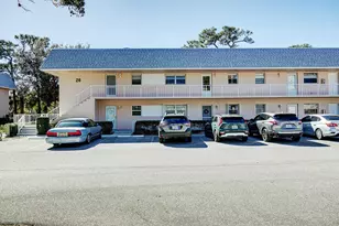 18081 SE Country Club Dr, Jupiter, FL 33469 - Photo 2