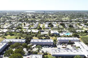 18081 SE Country Club Dr, Jupiter, FL 33469 - Photo 14