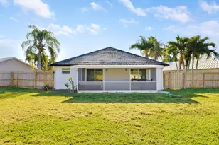 125 Arrowhead Cir, Jupiter, FL 33458 - Photo 30