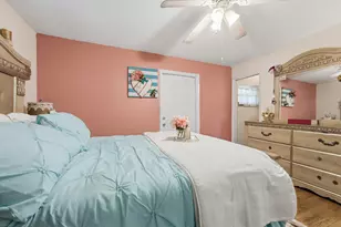 572 SE Fallon Dr, Port Saint Lucie, FL 34983 - Photo 14