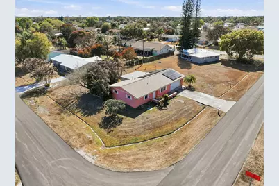 572 SE Fallon Drive, Port Saint Lucie, FL 34983 - Photo 32