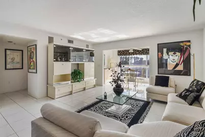 5746 Crystal Shores Drive #402, Boynton Beach, FL 33437 - Photo 4