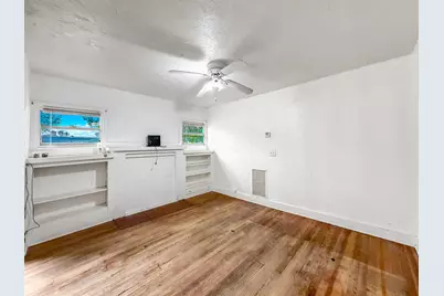 501 Pilgrim Road, West Palm Beach, FL 33405 - Photo 10