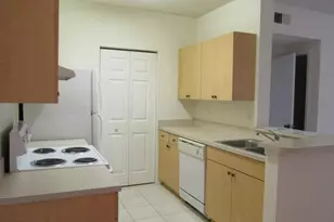 10282 Fox Trail Rd S, West Palm Beach, FL 33411 - Photo 4