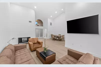 5097 Windsor Parke Drive, Boca Raton, FL 33496 - Photo 4