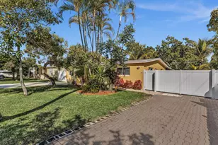 607 W Perry St, Lantana, FL 33462 - Photo 6